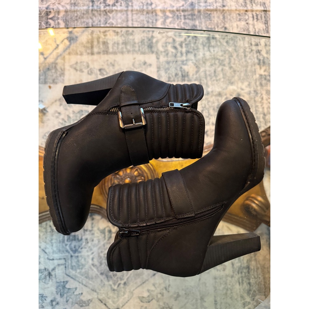 White Mountain Black Moto Ankle Boots Block Heel Quilted Collar Size 9M W18804Z